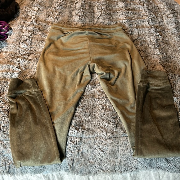American Eagle amazingly soft pants, size small. Like new condition. - Picture 3 of 3